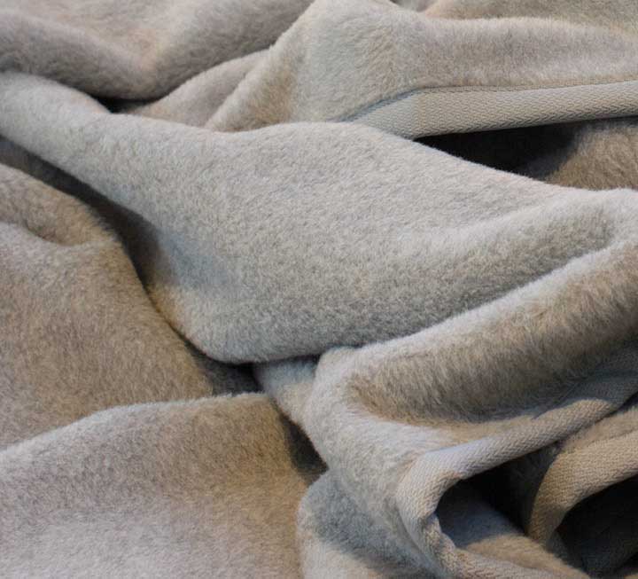 Alpaca/merino deken van natuurlijk haar Hembra 